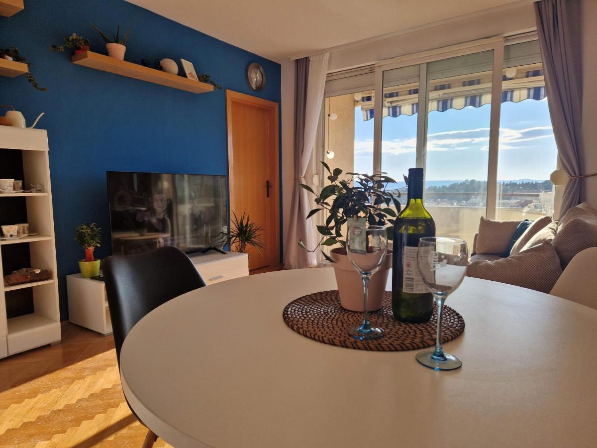 City Apartment Sanja マカルスカ エクステリア 写真
