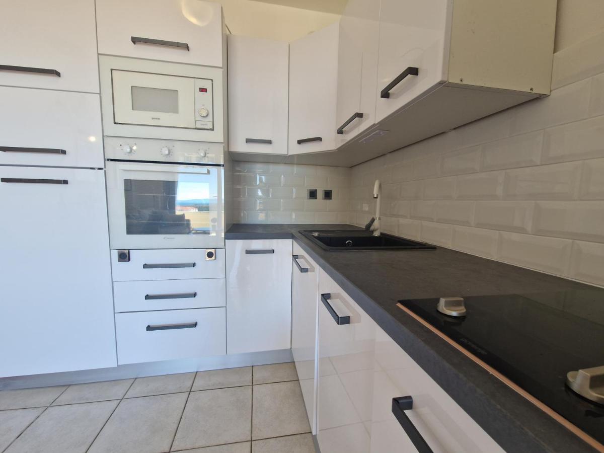 City Apartment Sanja マカルスカ エクステリア 写真